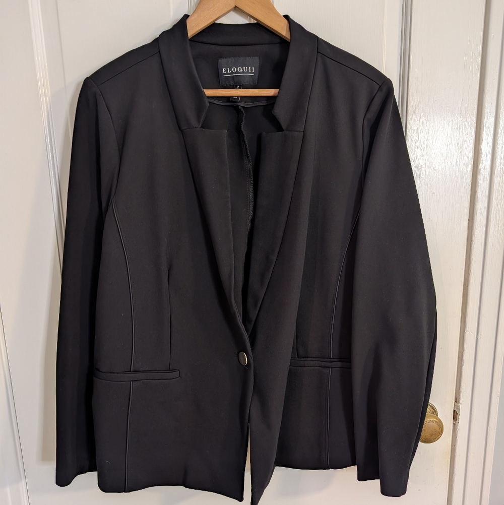 ELOQUII Women's Black Collarless Blazer